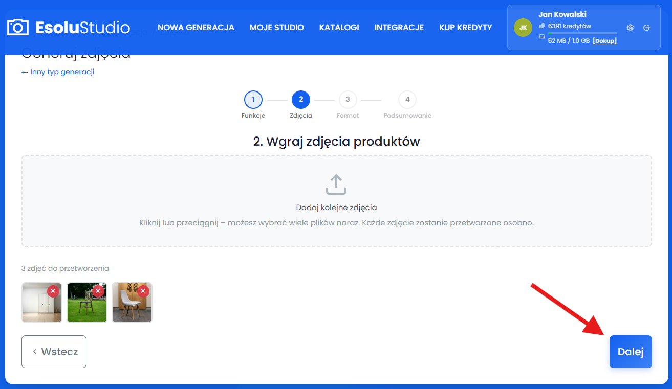 Wgraj zdjęcia z urządzenia lub wybierz zdjęcia produktów z katalogu 